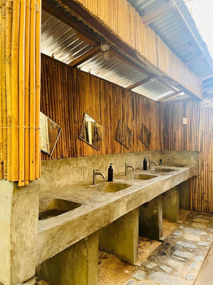 Oia Beach Hostel - El Nido Luaran gambar